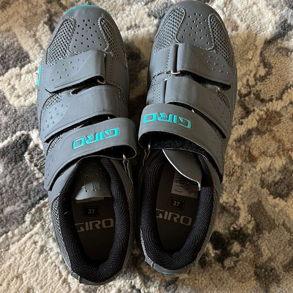 Giro Gray and Teal Athletic Shoes